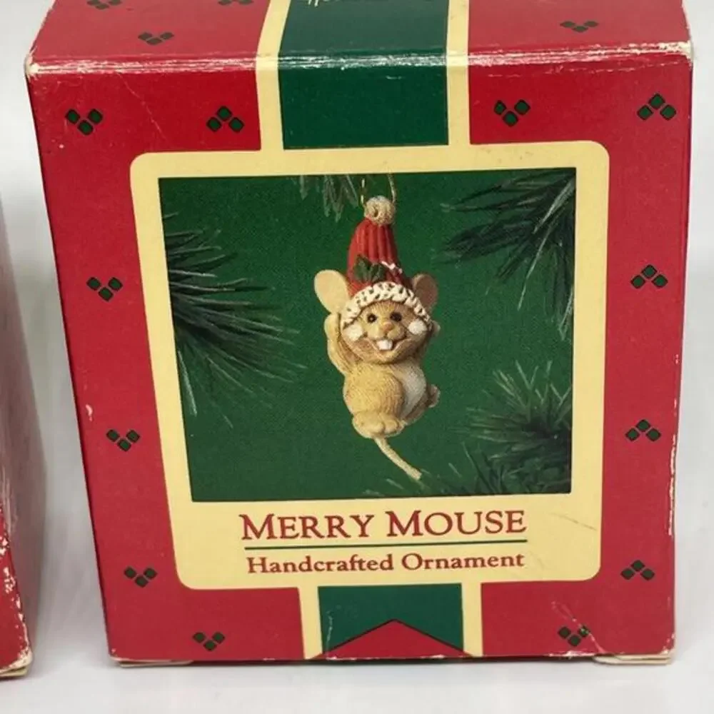 Hallmark merry mouse